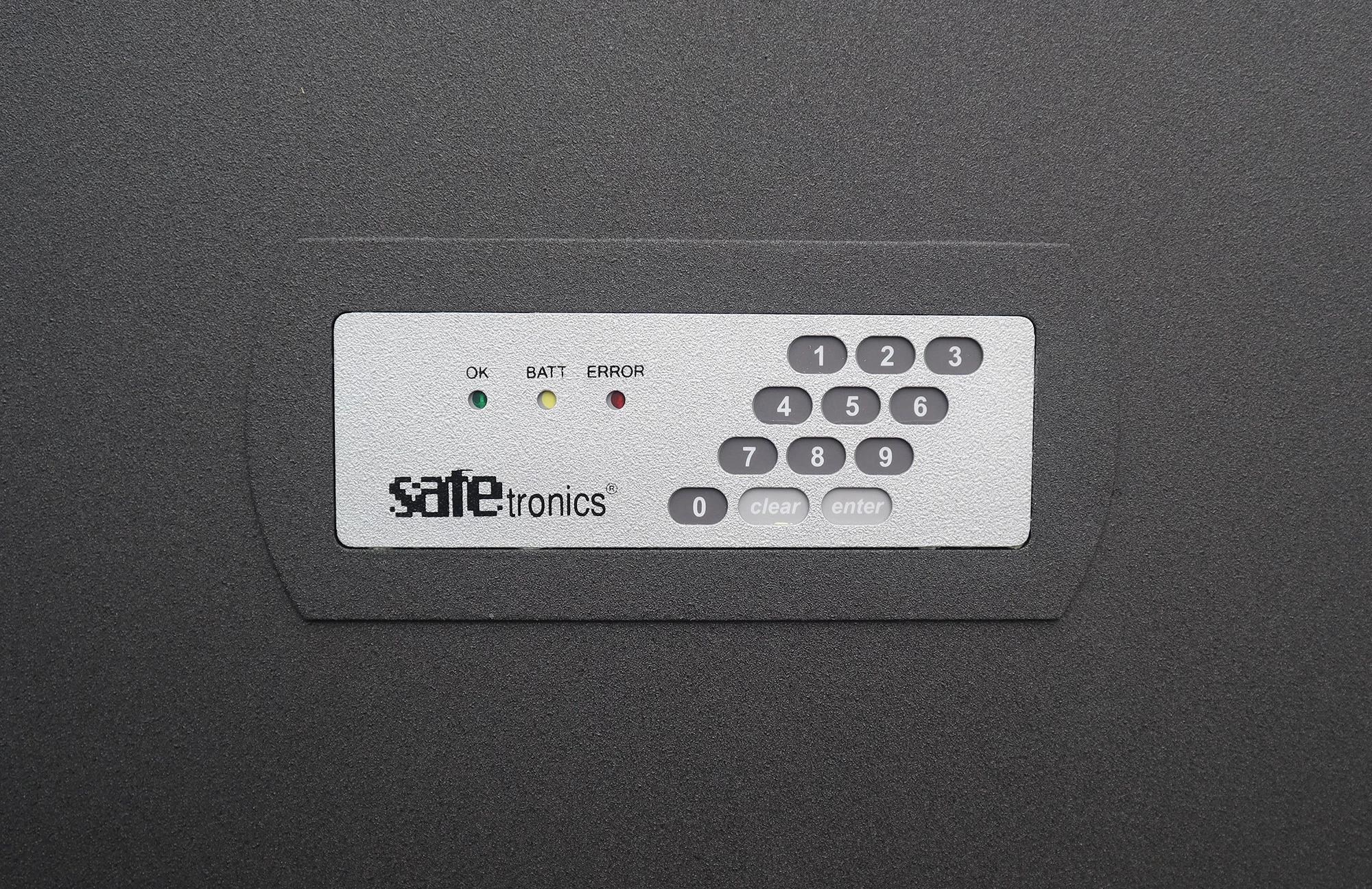 Сейф оружейный Safetronics TSS 160 EM/20